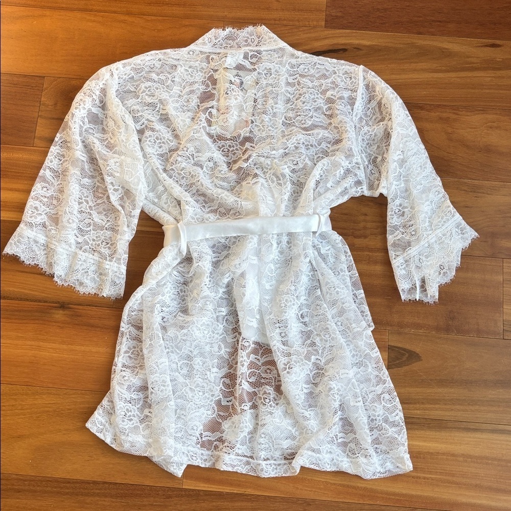 NWT Lace robe - Picture 8 of 10